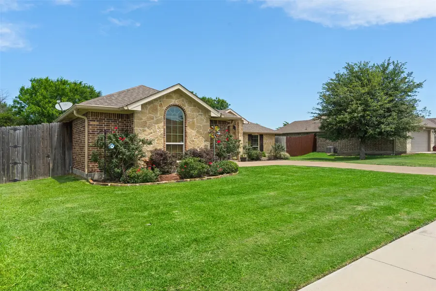 916 Winged Foot, Corsicana, TX 75110 - #3