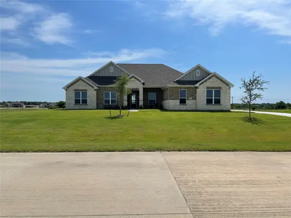 211 Marie Lane, Waxahachie, TX 75167