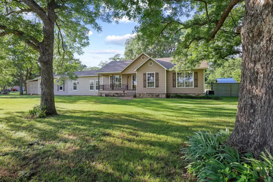 1045 Middle Road, Denison, TX 75021 - #2