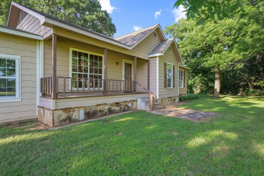 1045 Middle Road, Denison, TX 75021 - #3