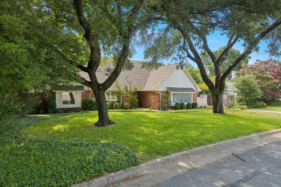 4204 Biscayne Drive, Haltom City, TX 76117 - #2