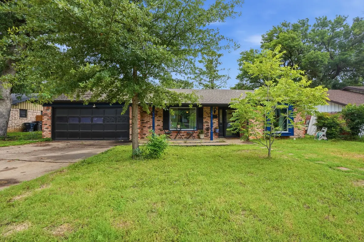 6801 Yolanda Drive, Fort Worth, TX 76112 - #1