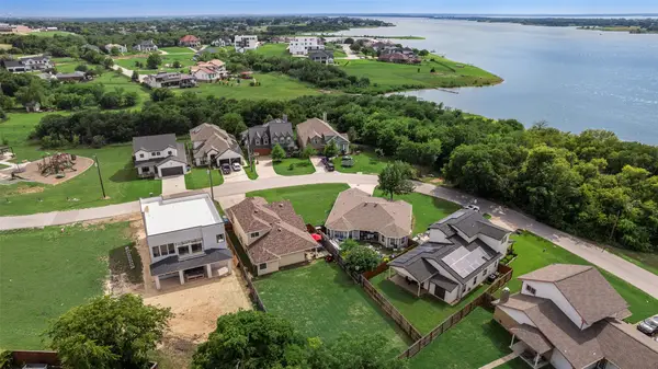 7622 W Shore Drive, The Colony, TX 75056