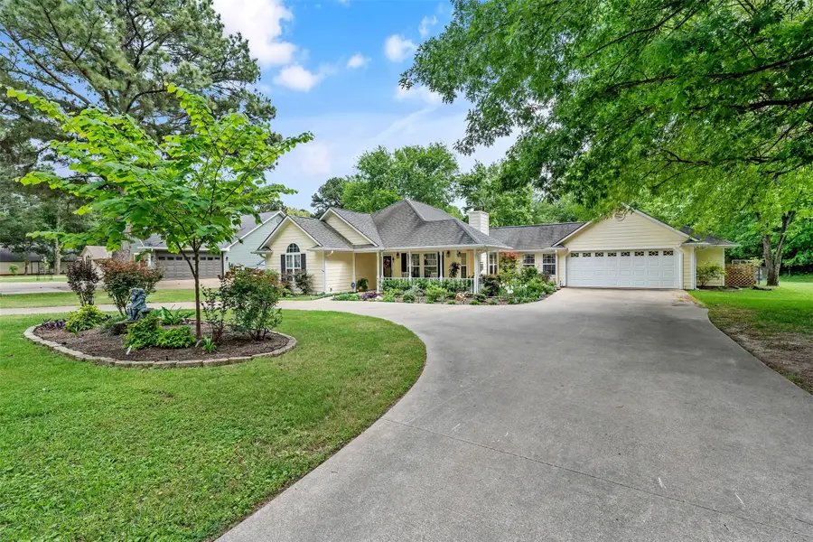 608 Green Meadow Trail, Holly Lake Ranch, TX 75765 - #2
