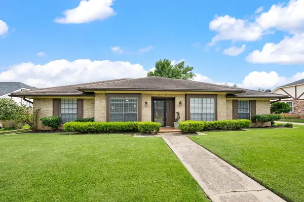 4306 Three Oaks Drive, Arlington, TX 76016