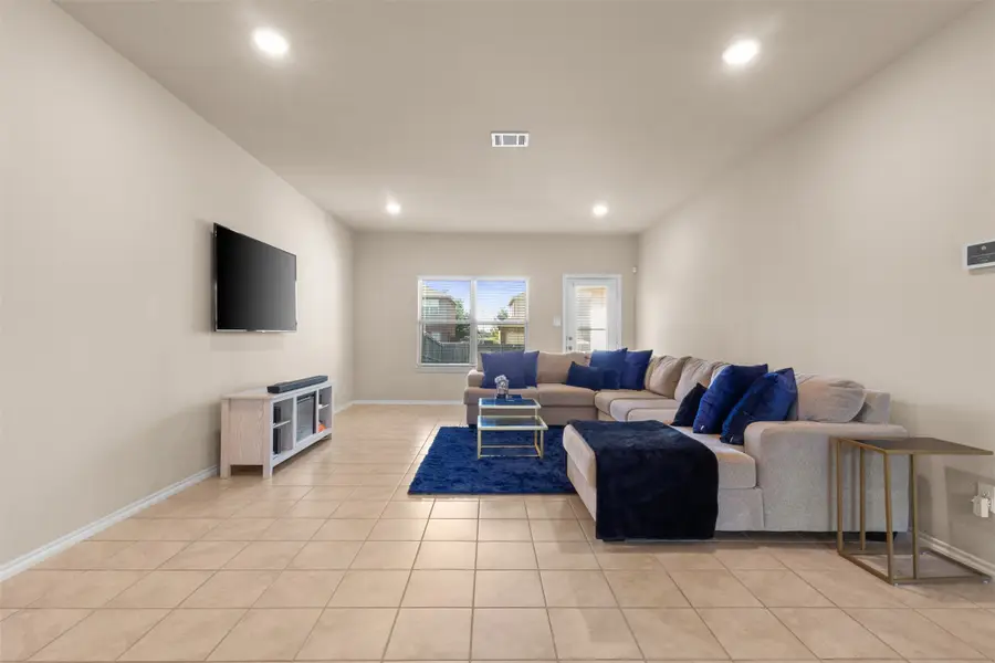1546 Illinois Avenue, Lancaster, TX 75134 - #3