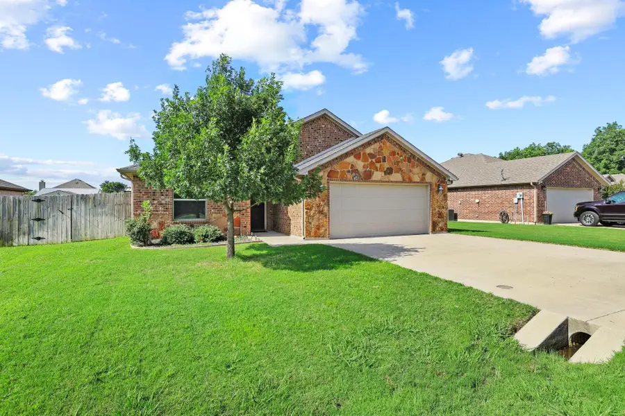 1208 Mary Ann Court, Tioga, TX 76271 - #3