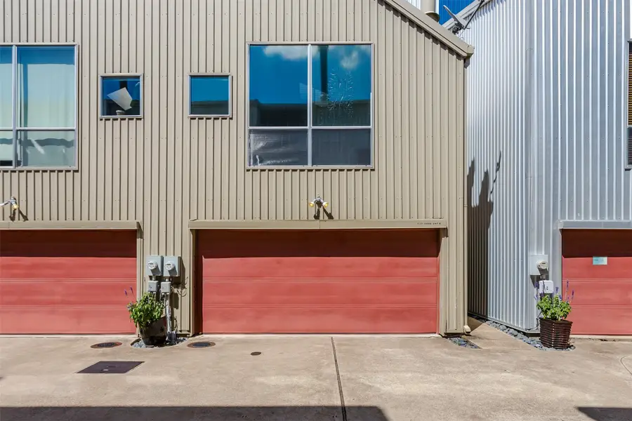 1429 Caddo Street #B, Dallas, TX 75204 - #3