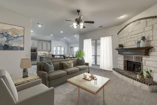 513 Harvest Trail, Midlothian, TX 76065