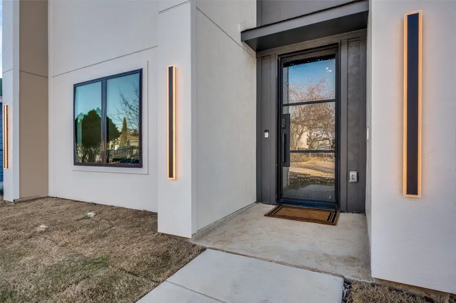 1836 Pueblo Street, Dallas, TX 75212 - #2