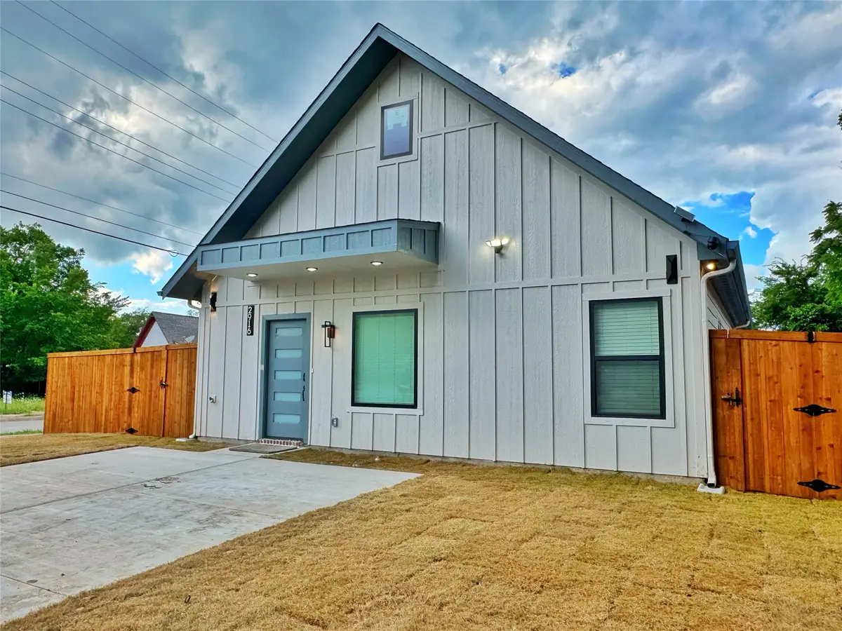 2916 Hemphill Street, Greenville, TX 75401 - #1