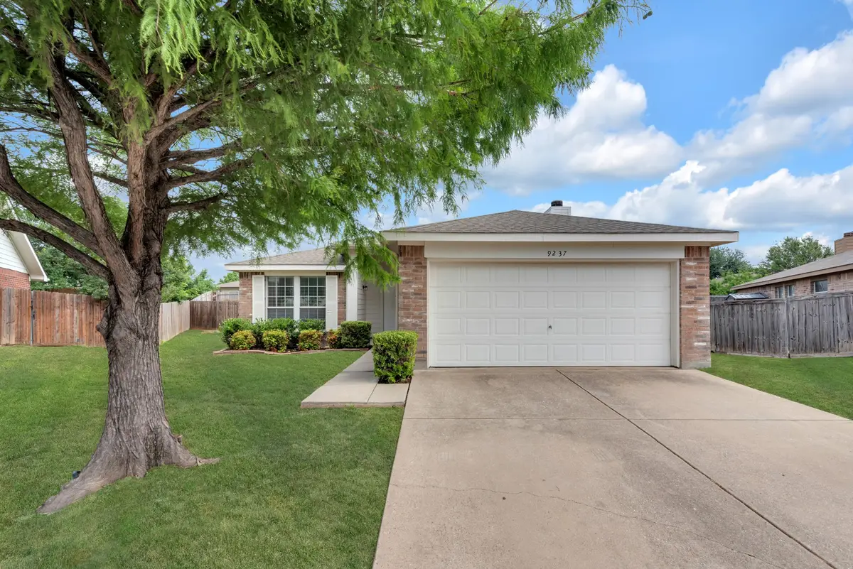 9237 Monument Court, Fort Worth, TX 76244 - #1