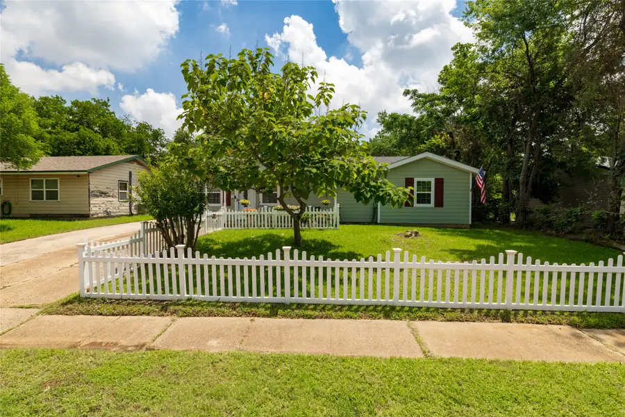 812 Denton Drive, Euless, TX 76039 - #3