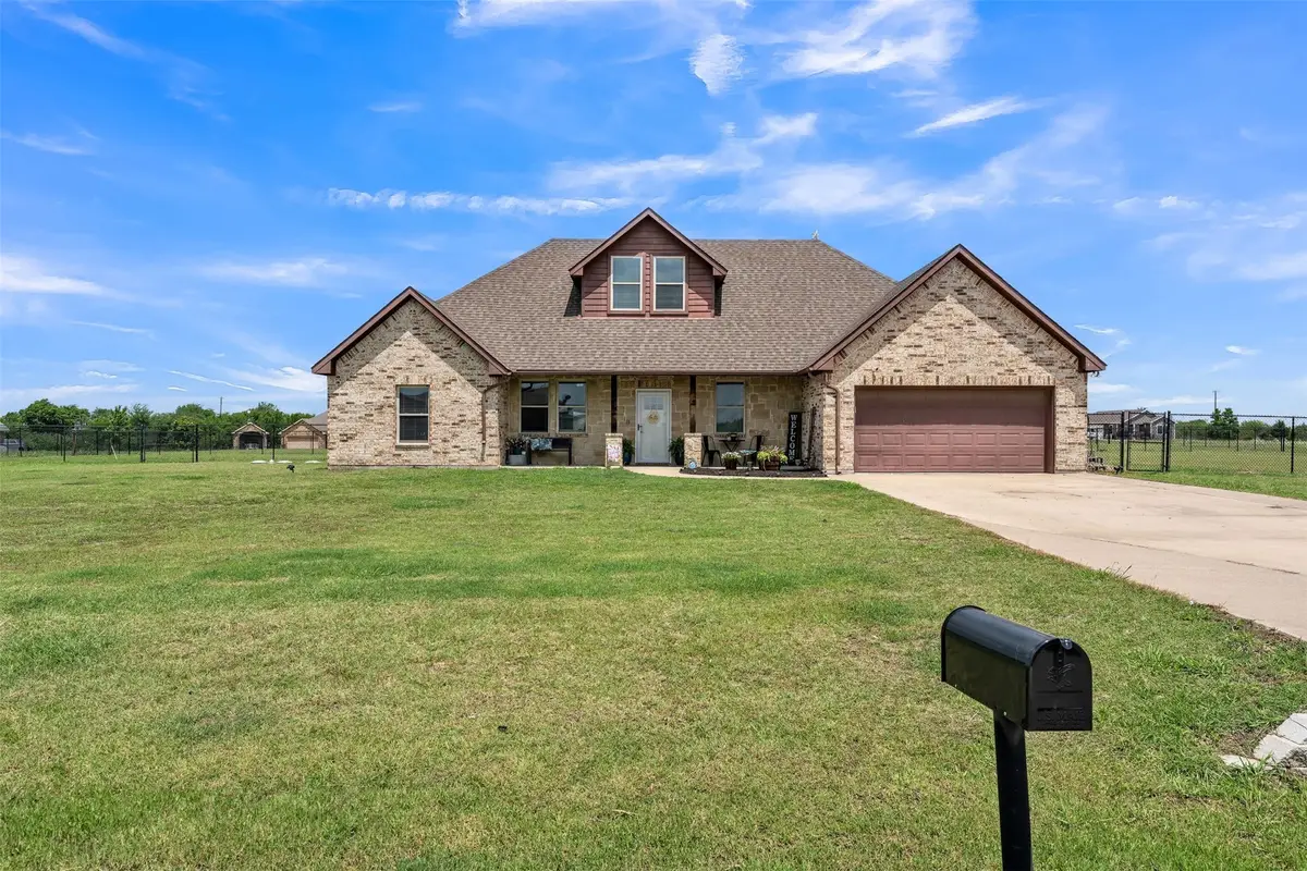 15077 Saddle Ridge Circle, Terrell, TX 75160 - #1