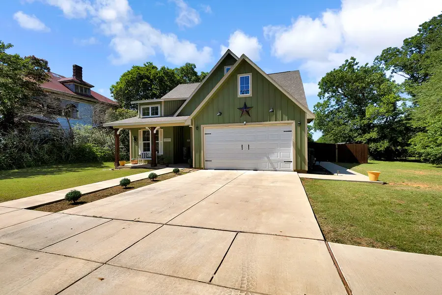 540 E Main Street, Pilot Point, TX 76258 - #3