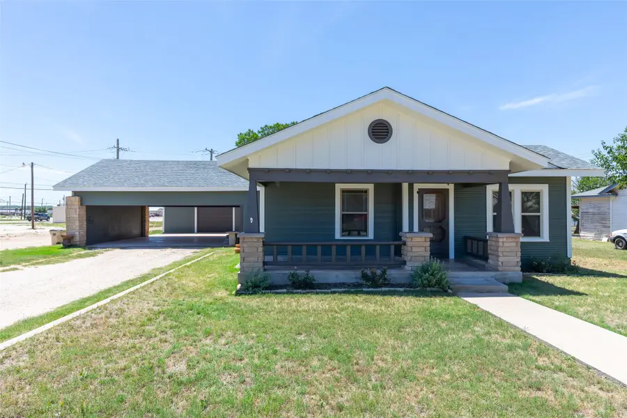 1532 Avenue Avenue N, Anson, TX 79501 - #3