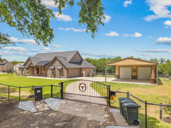 381 County Road 4945, Leonard, TX 75452