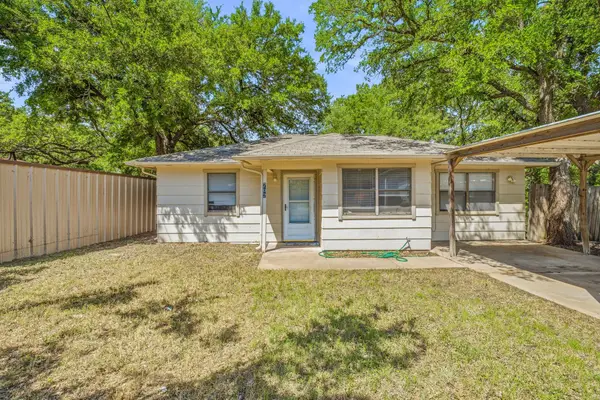 702 S Jackson Street, Stephenville, TX 76401