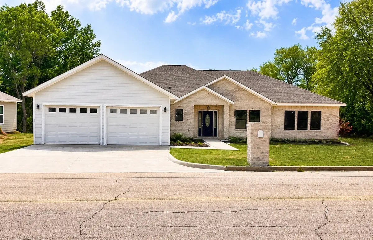 1400 E 1st Street, Mount Pleasant, TX 75455 - #1