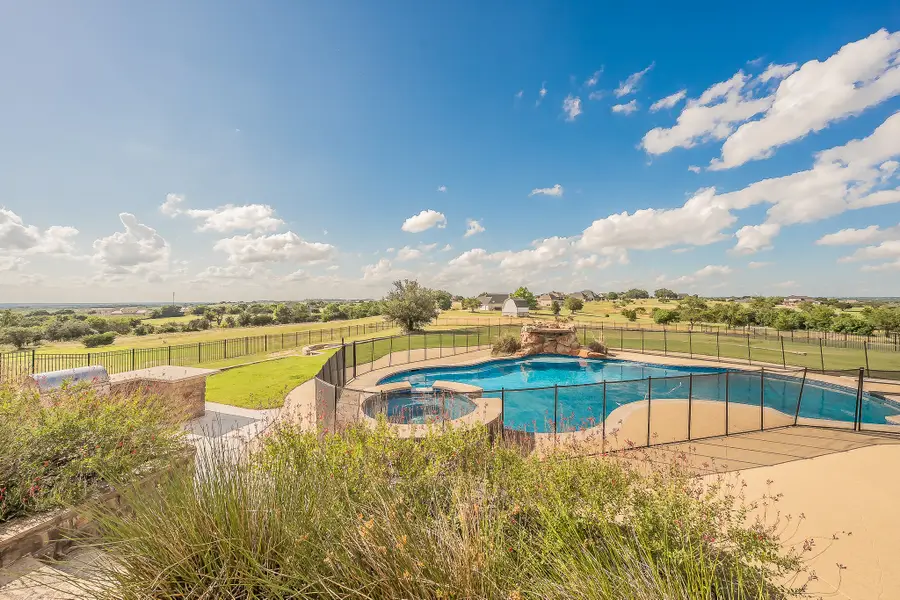 113 Club House Drive, Weatherford, TX 76087 - #3