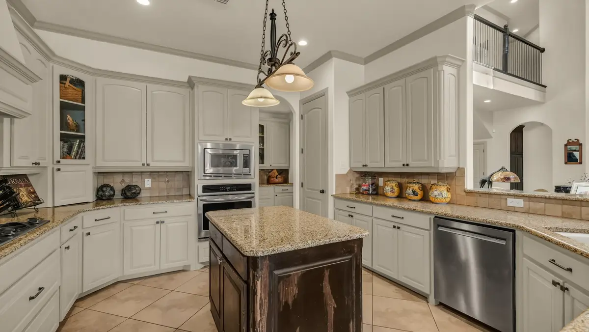 917 Crown Valley Drive, Weatherford, TX 76087 - #1