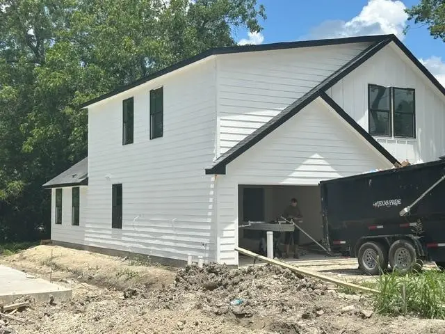 106 E Miller Street, Whitewright, TX 75491 - #2