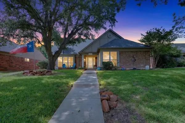 2117 Lavaca Trail, Carrollton, TX 75010