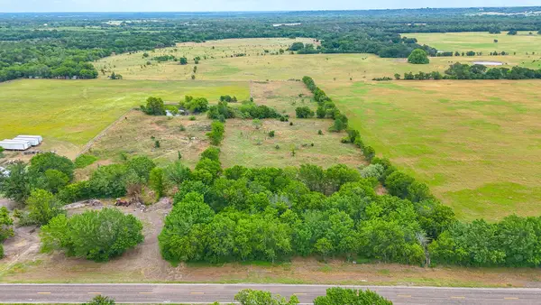 8365 Fm 642, Purdon, TX 76679