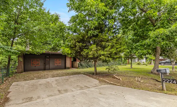 2224 Lakeland Drive, Dallas, TX 75228
