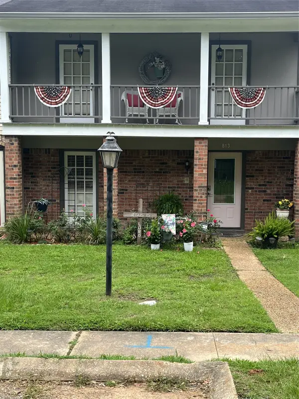 813 Parkway Drive, Natchitoches, LA 71457