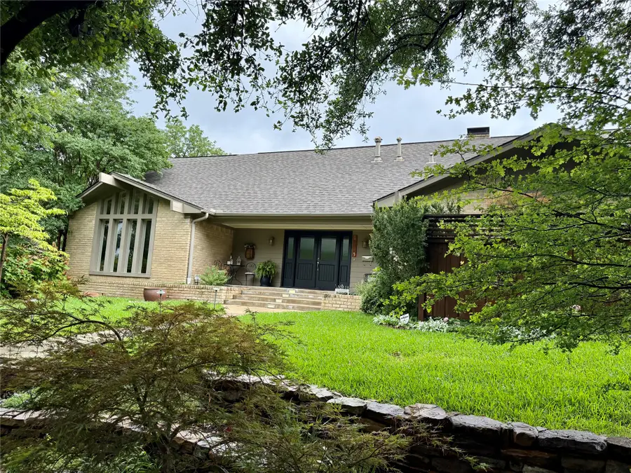 10115 Chesterton Drive, Dallas, TX 75238 - #2