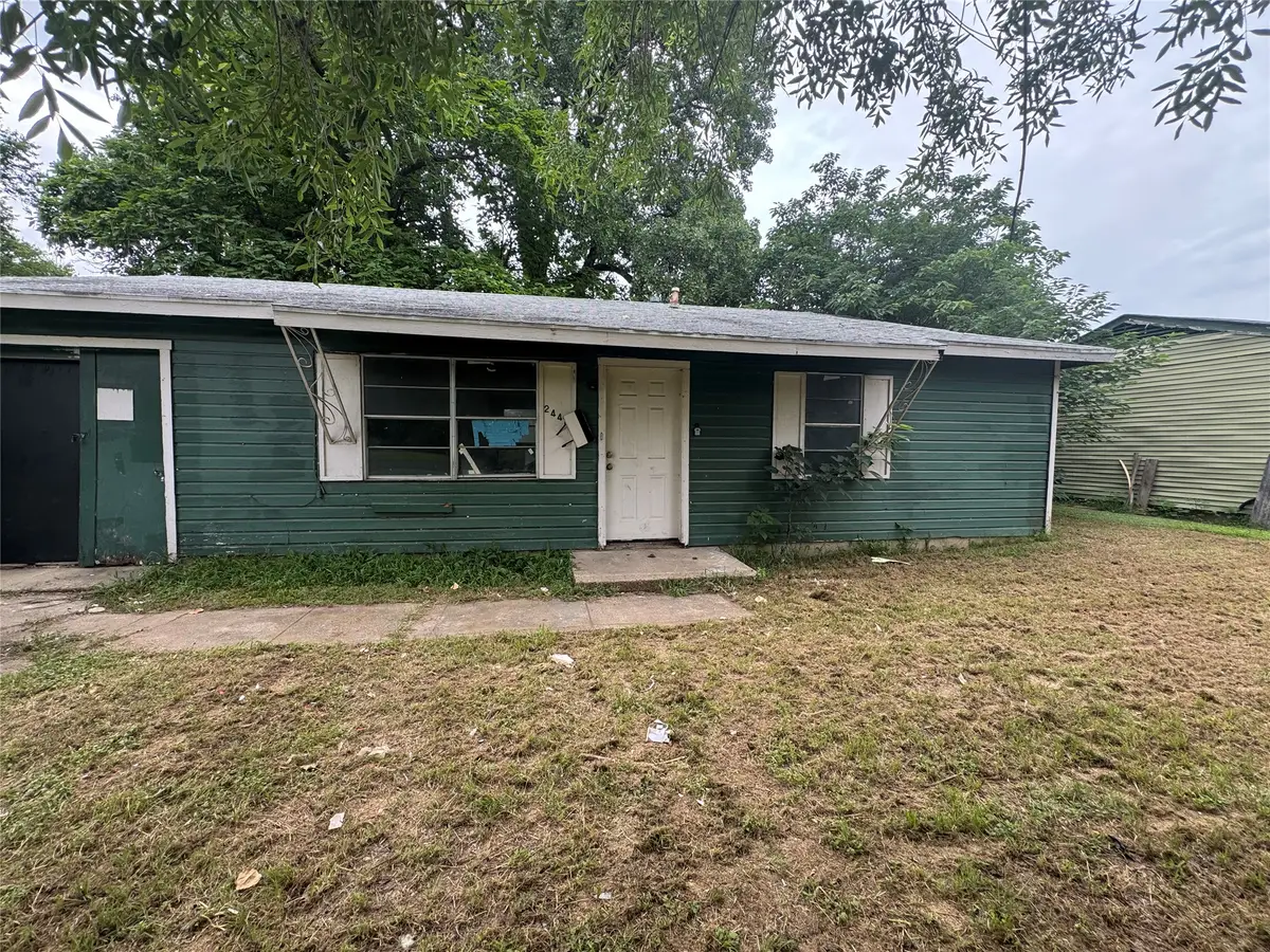 2447 E Pentagon Parkway, Dallas, TX 75241 - #1