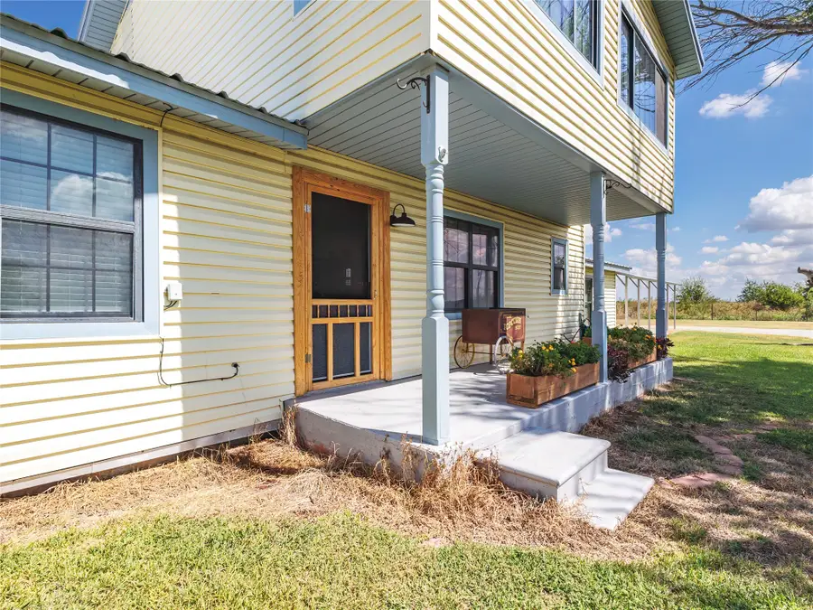 7911 Highway 1689, Sidney, TX 76474 - #2