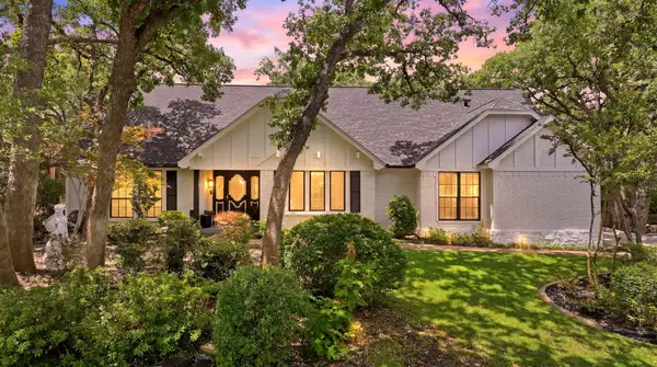 1809 Southpark Drive, Arlington, TX 76013