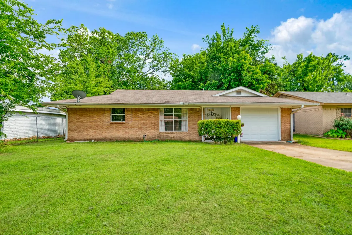 2250 Bella Vista Drive, Paris, TX 75460 - #1
