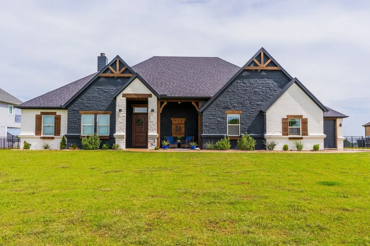 1753 Laguna Bay S, Azle, TX 76020 - #1