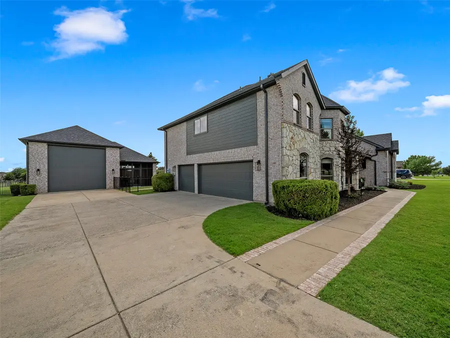 2959 Oakwood Drive, Celina, TX 75009 - #2