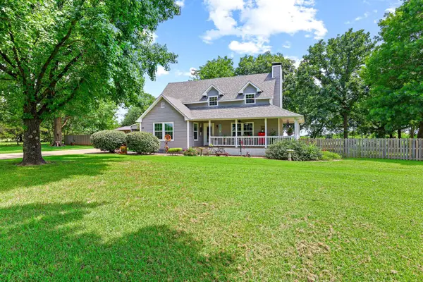 2 Mountain Climb Road, Sherman, TX 75092