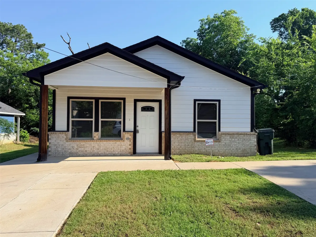 501 W Vance, Tyler, TX 75702 - #1