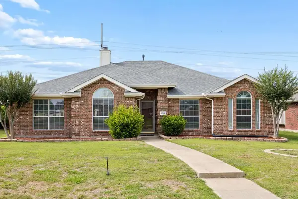 3725 Rosewood Lane, Sachse, TX 75048