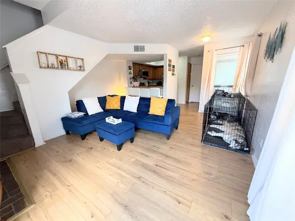 2312 Balsam Drive #A214, Arlington, TX 76006