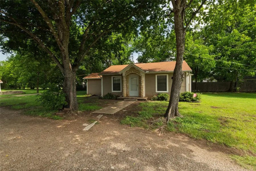 313 N Roe Street, White Settlement, TX 76108 - #3
