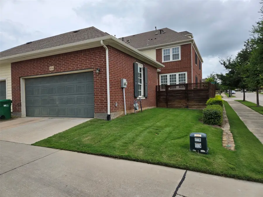 1036 Gardenia Street, Carrollton, TX 75007 - #2