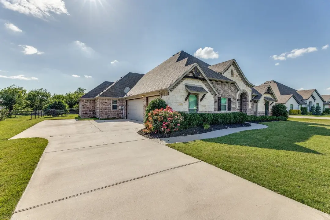 1310 Oliver Creek Drive, Justin, TX 76247 - #1
