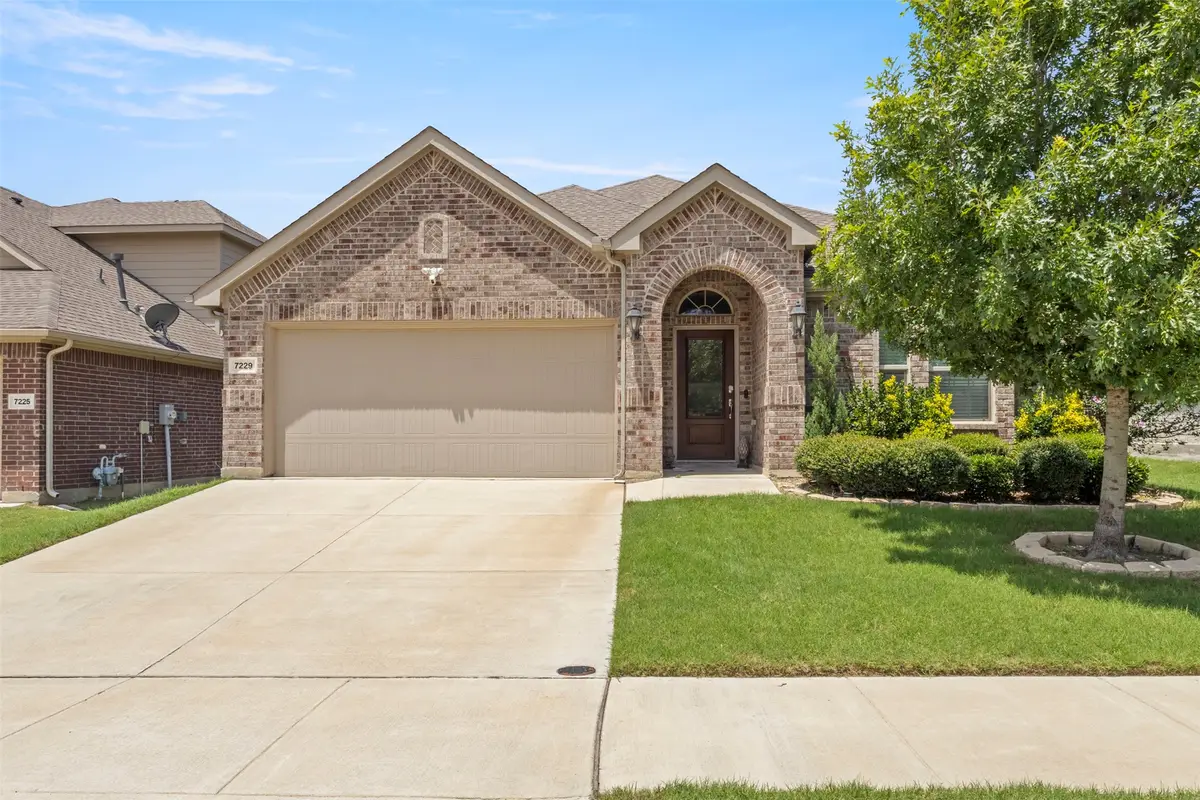 7229 Navoti Trail, Fort Worth, TX 76131 - #1