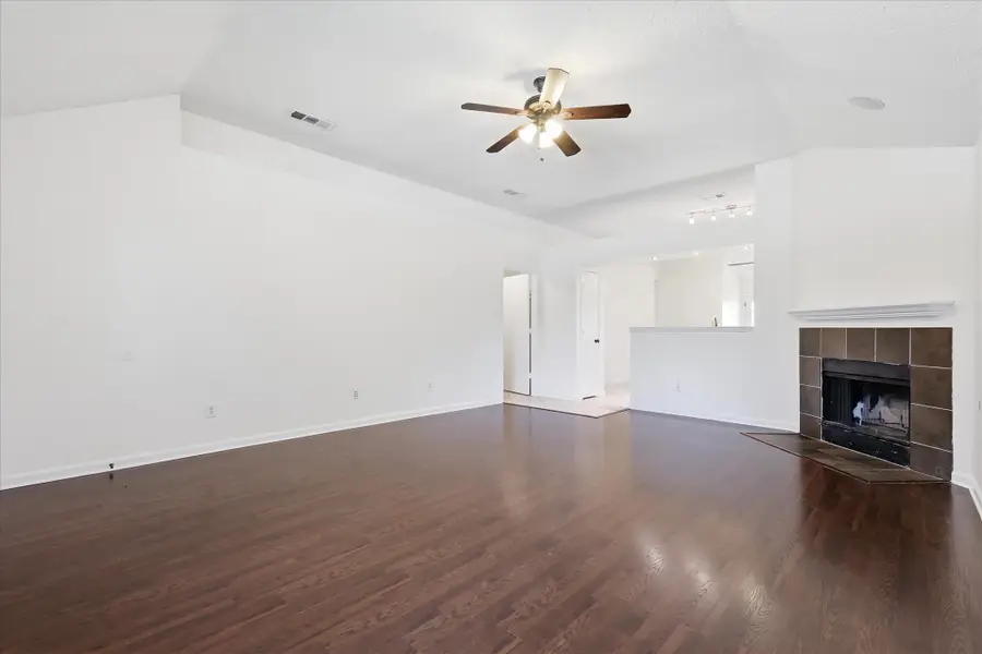 1424 Ridgecreek Drive, Lewisville, TX 75067 - #3