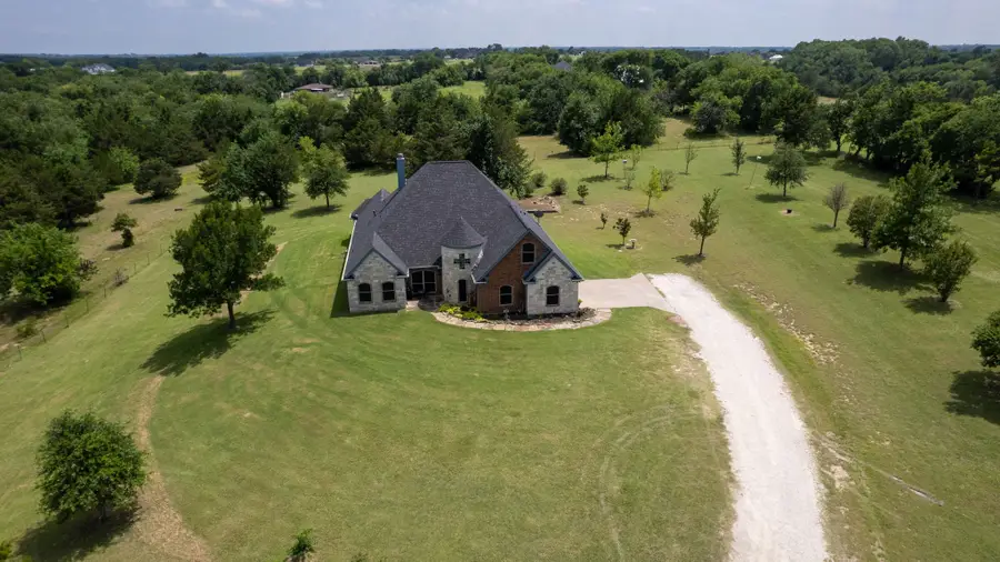 303 Celtic Road, Howe, TX 75459 - #2