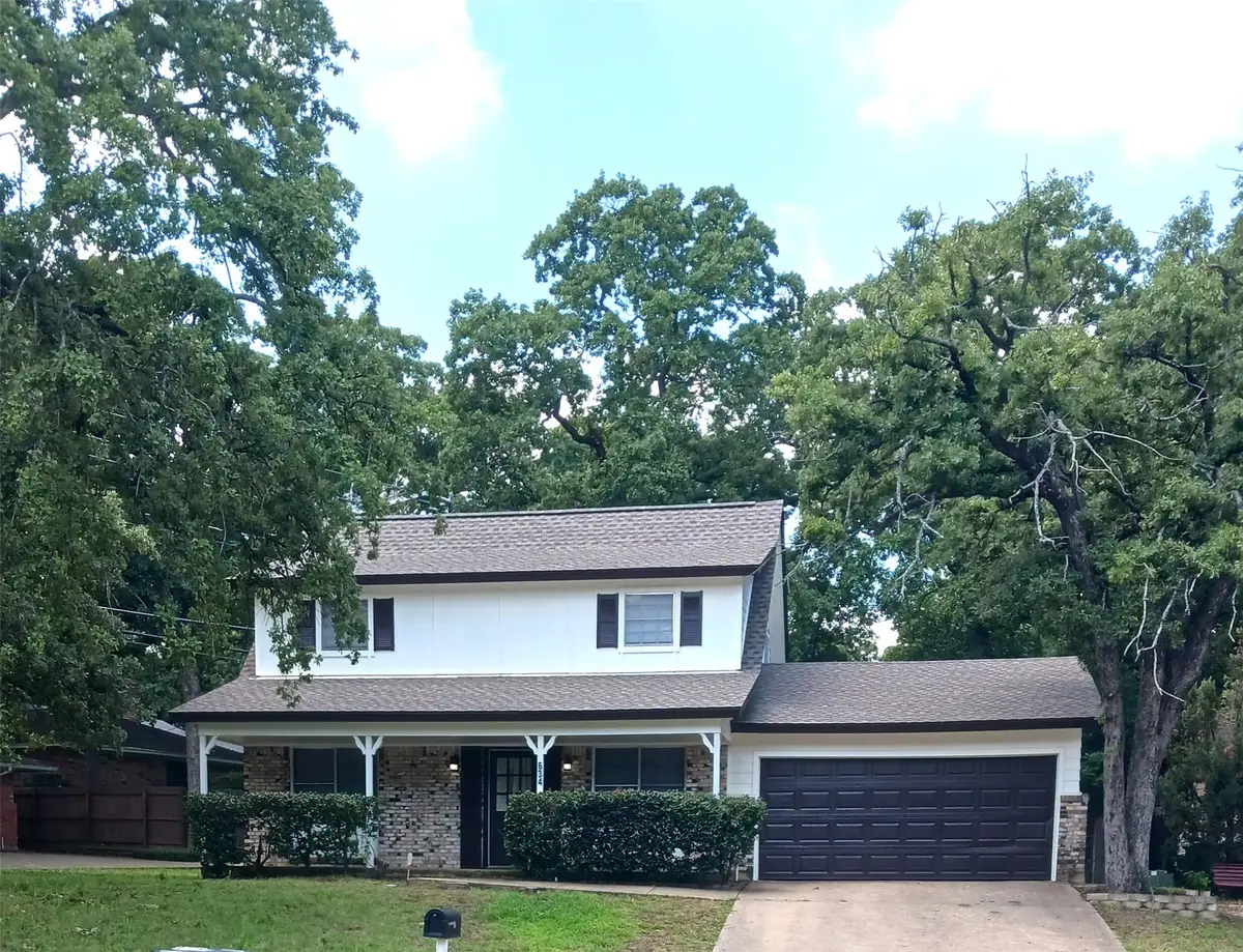 634 N Bowen Road, Arlington, TX 76012 - #1
