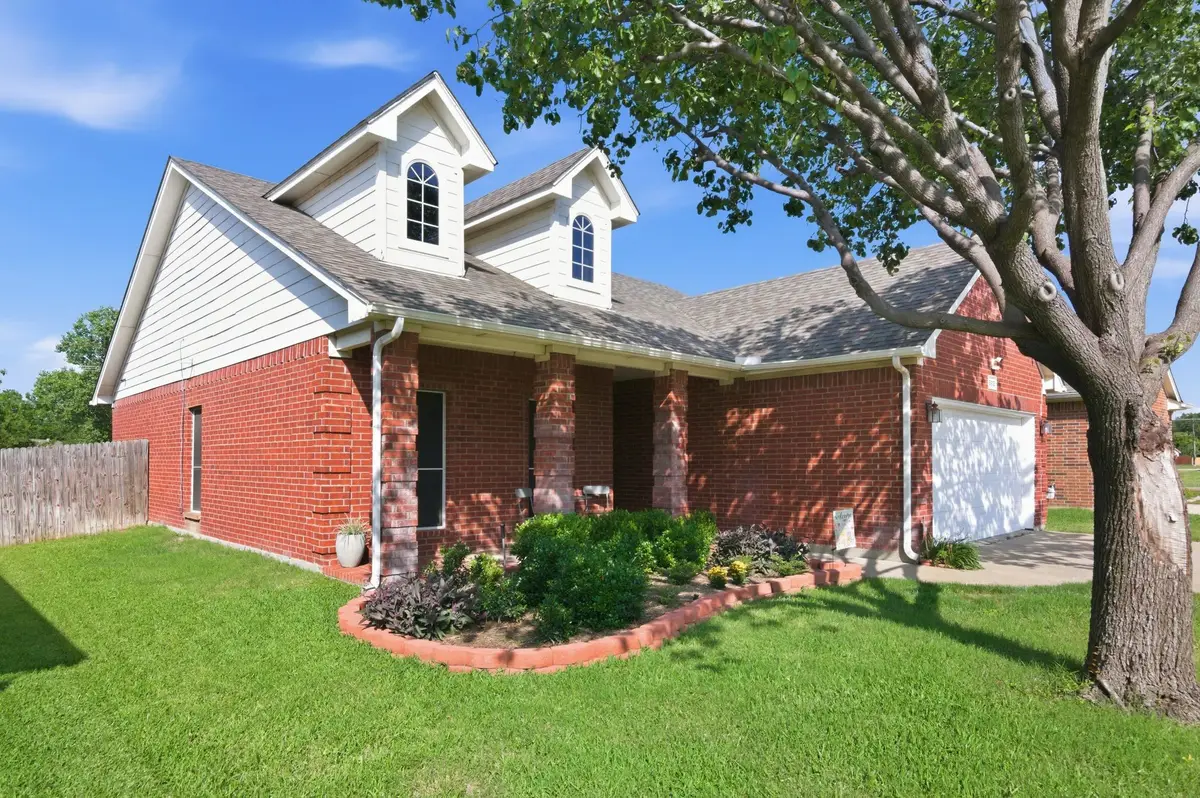 5913 Ozark Drive, Fort Worth, TX 76131 - #1