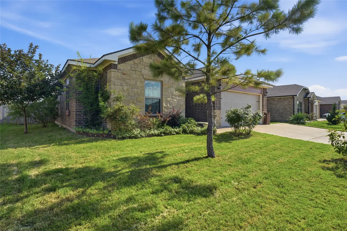 305 Breaux Lane, Mabank, TX 75147 - #1